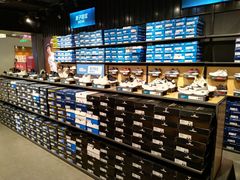 -SKECHERS(万国奥特莱斯店)