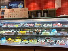 面包甜点陈列柜-85度C(上海奉贤苏宁生活广场二店)