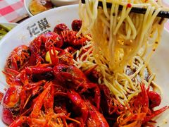 -龙巢盱眙龙虾·鸡煲·烧烤宵夜(坪洲店)