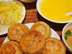 -清真吴记门钉肉饼·喜多利