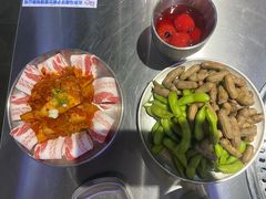 -马路牙子烧烤音乐酒馆(望京店)