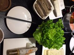 -重庆小天鹅火锅(中商广场店)