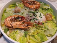柠檬汁拌扒鲜虾牛油果沙拉-G+KITCHEN(龙湖狮山天街店)