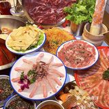 鸳鸯锅，夏日霸主！将辣和酸的完美结合，一口咬下去