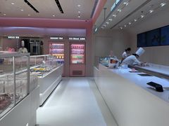 -好利来(上海长宁龙之梦店)