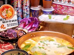 -洱火云南酸菜牛肉火锅(石景山当代商城店)