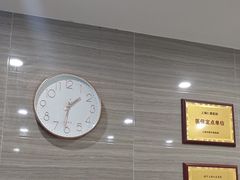 -上海仁爱医院口腔科 · 种植