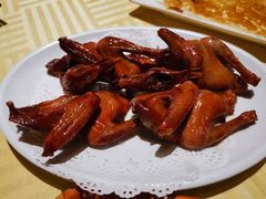 招牌烤乳鸽-石岐佬中山菜馆(张溪店)