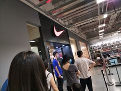 -上品折扣(回龙观店)
