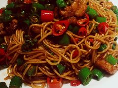 双椒鸡脆骨捞面-東舍食唐精品陕菜馆