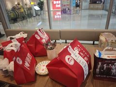 -必胜客(万象城二期店)