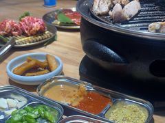 -汉城烤肉(华山路店)