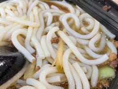 -丽虹云南过桥米线(兴工街店)
