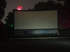 -枫花园汽车电影院(朝阳公园店)