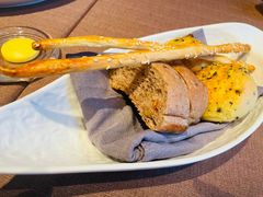 -Da Ivo哒伊沃意大利魔镜餐厅(外滩店)