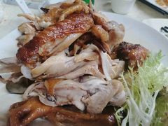 大鹏窑鸡-鹏城人家海鲜酒家·23年老字号(较场尾店)