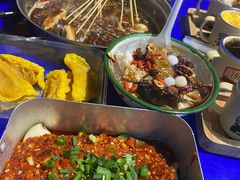 -马路边边串串香(苗栗路店)