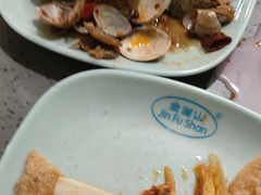 -金滏山烤肉·海鲜·火锅自助餐厅(襄阳万达店)