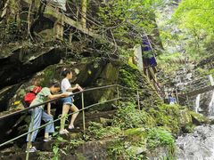-藏龙百瀑风景区