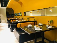 卡座-鱼见你烤鱼•本地烧烤(1818店)