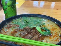 -志权牛肉面(灵山路店)