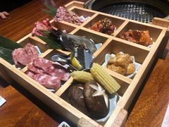 -肉魁屋·烧肉·烧鸟·酒场(高新店)