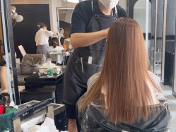 点击看大图 -TOP HAIR SALON