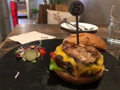 -HIGH FIVE哈福手工汉堡(桂林路店)