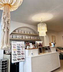 -DAZZLING BEAUTY美甲•美睫专门店