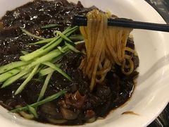 炸酱面-桃园中华料理炸酱面(燕儿岛路店)