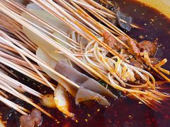-拈签一笑黄牛肉辣卤串串