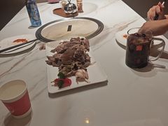 -伊和园清真餐饮