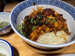 -沪西老弄堂面馆(定西路店)