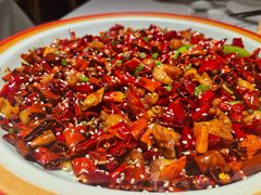 漫山红酥香川椒鸡丁-悦融琥珀·京鲁菜·海味珍品(西单店)