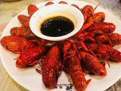 -巴厘龙虾·榜首油焖大虾(音乐学院·沿江酒馆店)