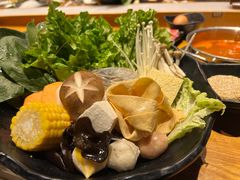 -呷哺呷哺 黄金牧场 (新中关购物中心店)