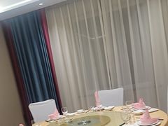 -九尊食上(生态园林酒店)