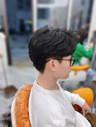 -豪斯塔美发连锁