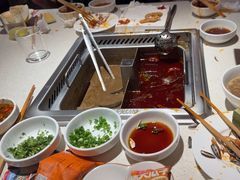 -海底捞火锅(中商百货夜宵主题店)