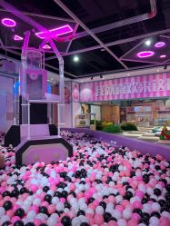 -卡通尼乐园(绿地缤纷城店)