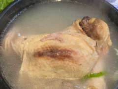 补身参鸡汤-青松馆韩国料理(香港中路佳世客店)