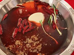 -山城年华老火锅(玉林店)