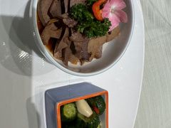 -双子楼大酒店(城开国际写字楼店)