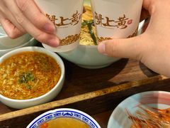 -蟹上黄·蟹黄面·江南糖水(人民广场店)