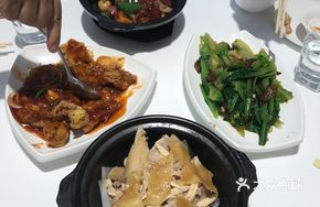 Special Clay Pot Shredded Chicken