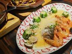 -粤·向群饭店(麓景路店)