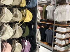 -优衣库(北京万柳华联购物中心店)