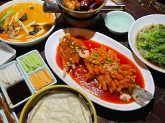 鼎炉红烧肉-韵秋荷(宝山龙湖天街店)