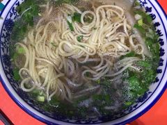 -伊穆祥牛肉面总店·清真