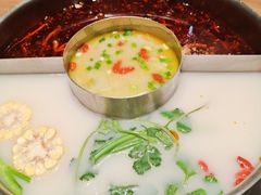 鸳鸯锅-江小渔鲜鱼火锅(冠亚星城店)